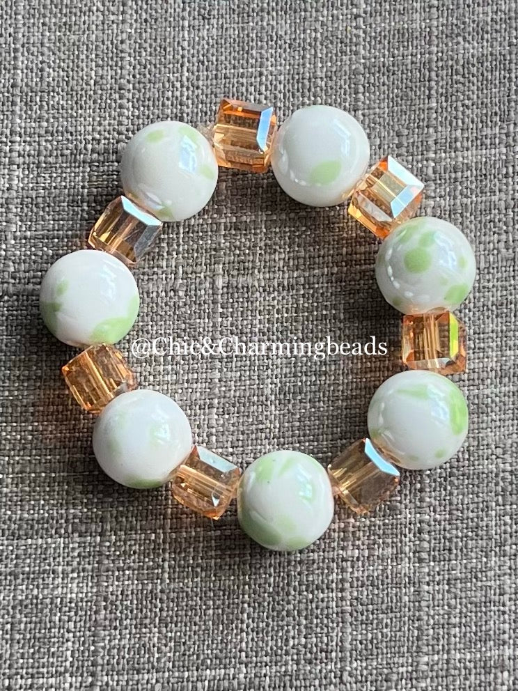 White & Green Glass Beads Bracelet – Chic & Charming Beads