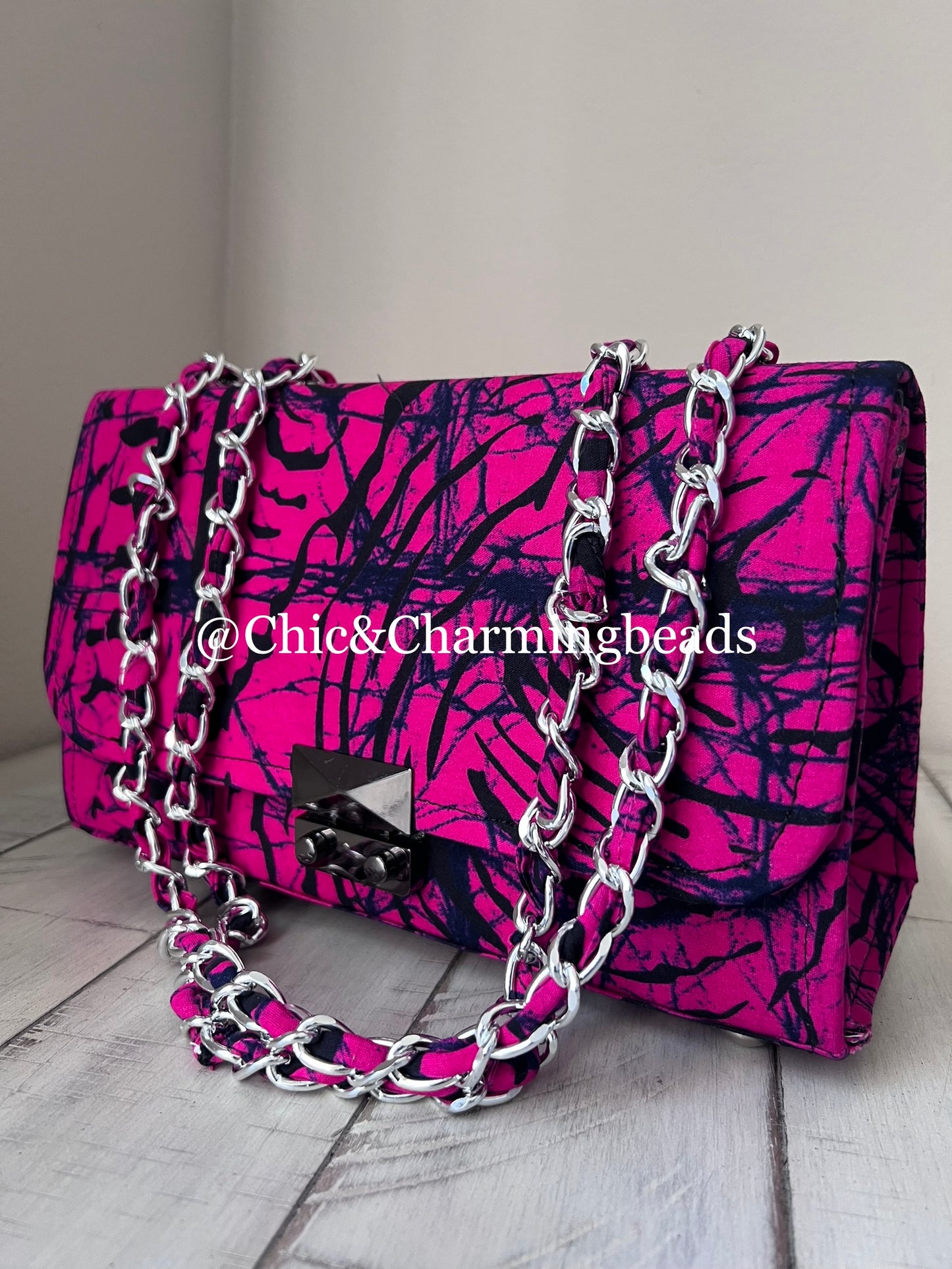 Fuchsia Chain Bag